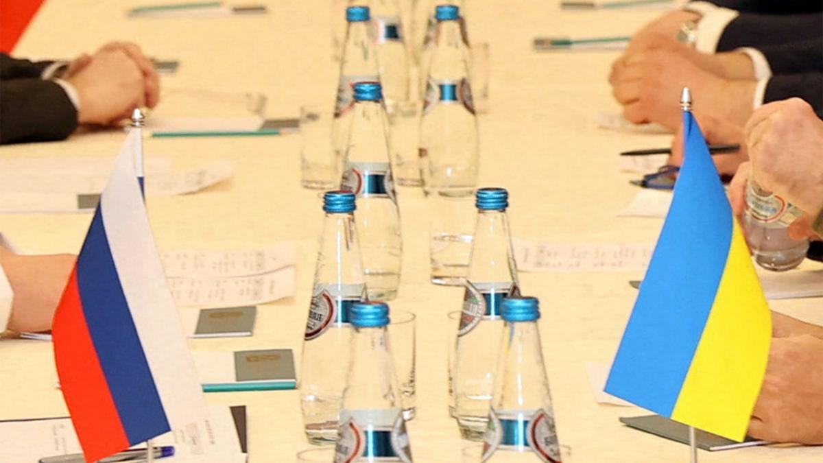 Переговоры между Россией и Украиной в Белоруссии Переговоры между Россией и Украиной в Белоруссии