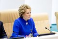 Матвиенко: россияне не должны выбирать между семьей и работой Матвиенко: россияне не должны выбирать между семьей и работой