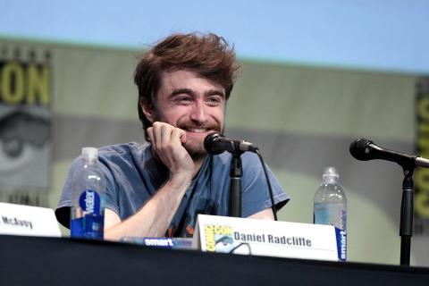 Дэниел Рэдклифф поддержал нового Гарри Поттера Доминика Маклафлина письмом