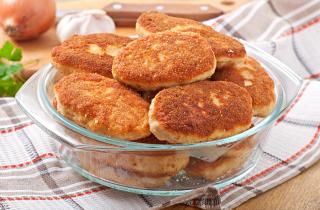 Пищевой желатин помогает удерживать влагу в котлетах — кулинарный способ из ресторанов