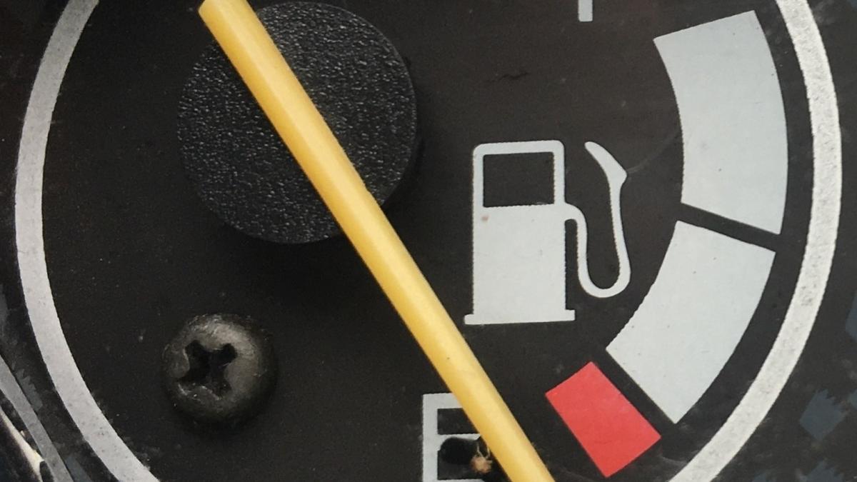 бензобак приборная панель