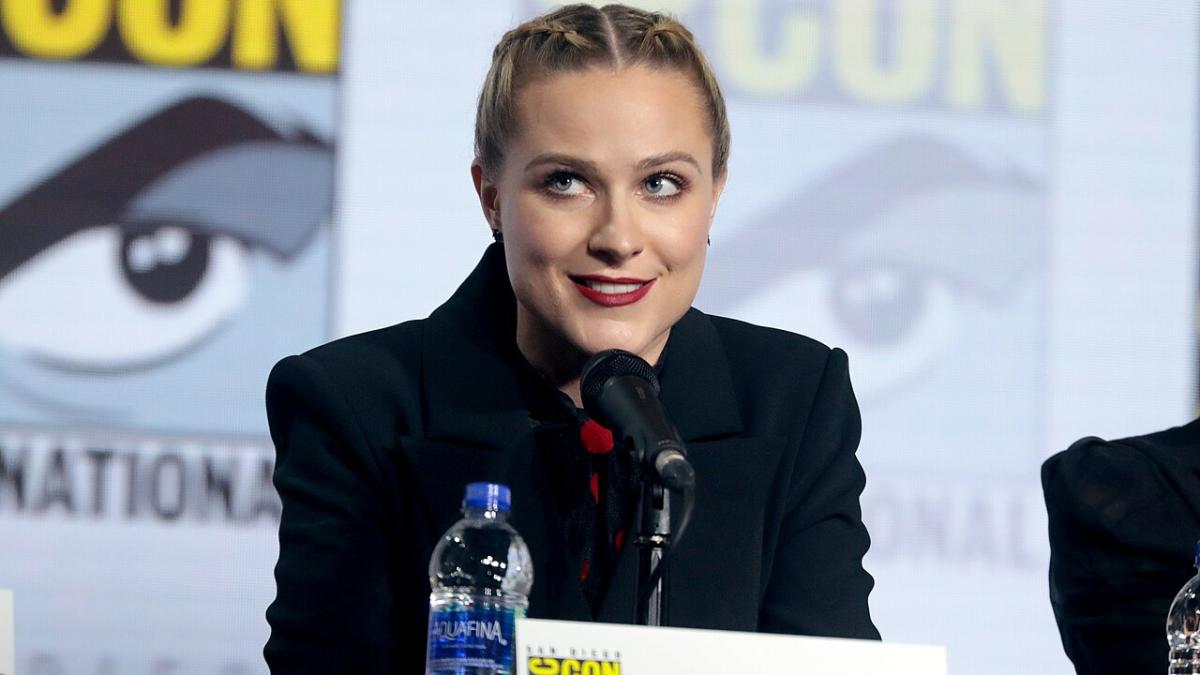 Эван Рейчел Вуд