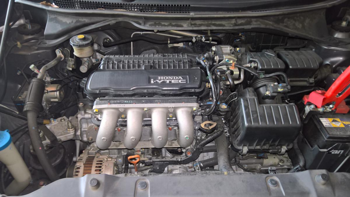 Автомобиль Honda L15Z