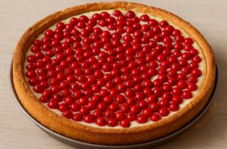 Мука грубого помола помогает удержать ягоды в тесте — пояснение технологов