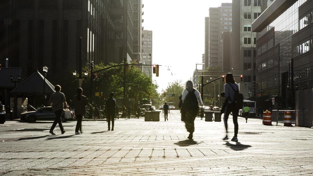Городская улица