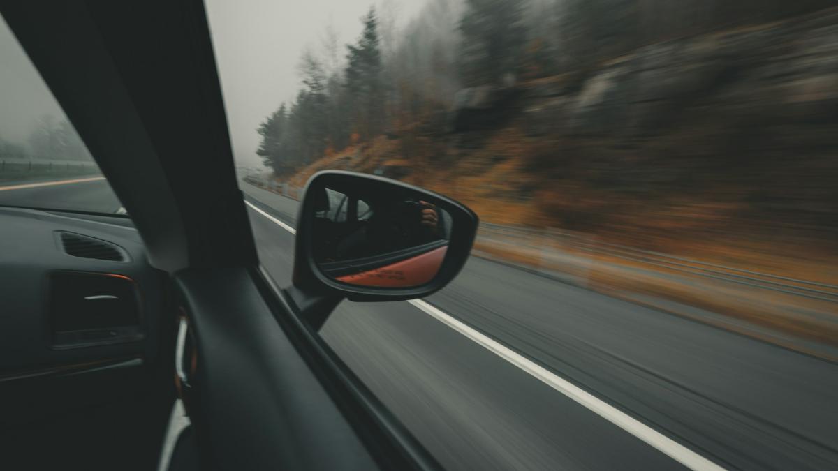 Вид из окна машины