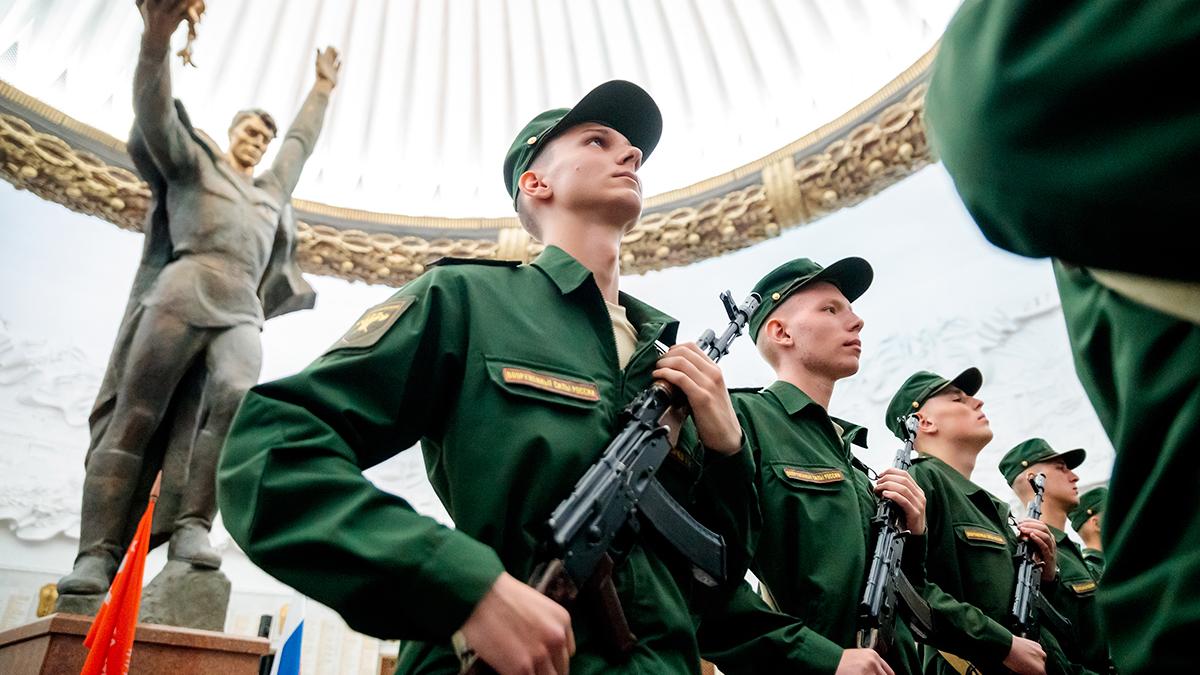 Российские новобранцы Российские новобранцы