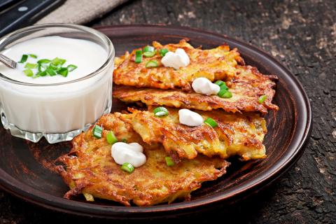 Как приготовить картофельные драники