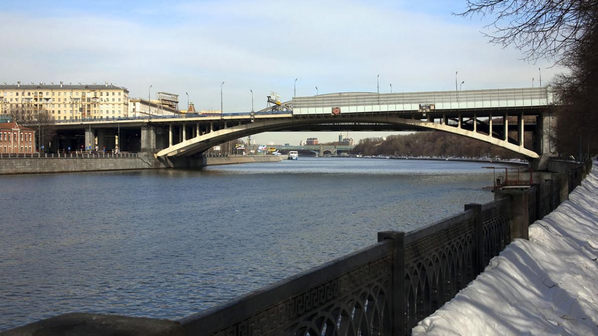 Весна в Москве
