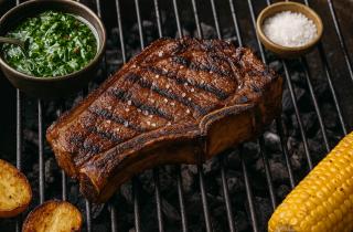 Диетолог Юлия Москвичева рассказала, почему отвращение к мясу может указывать на дефицит железа