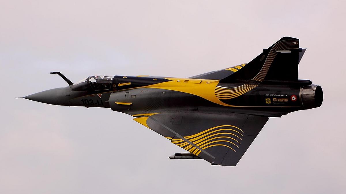 Французский истребитель Mirage 2000 Французский истребитель Mirage 2000