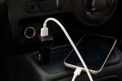 Помехи от USB-зарядки в автомобиле вызваны импульсным преобразователем — NaAvtotrasse.ru