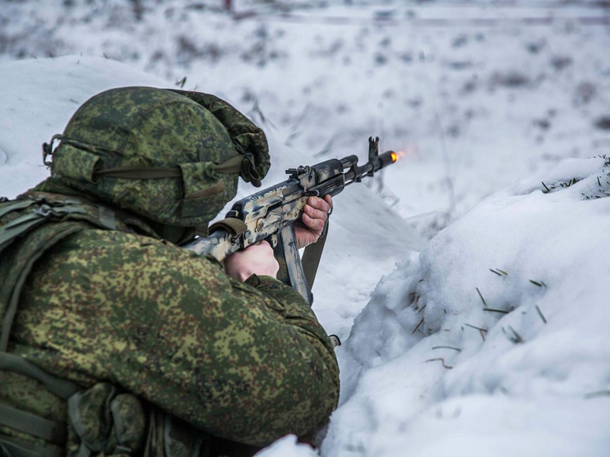 солдат
