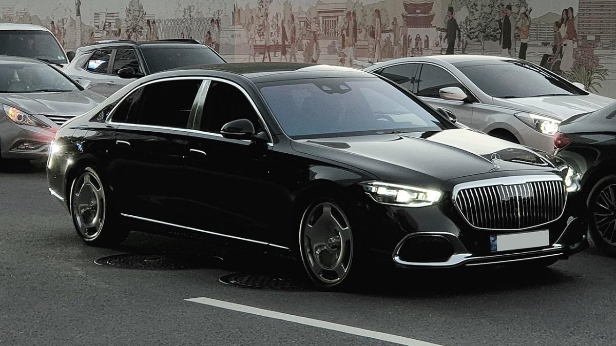 Mercedes Maybach 223 Mercedes Maybach 223