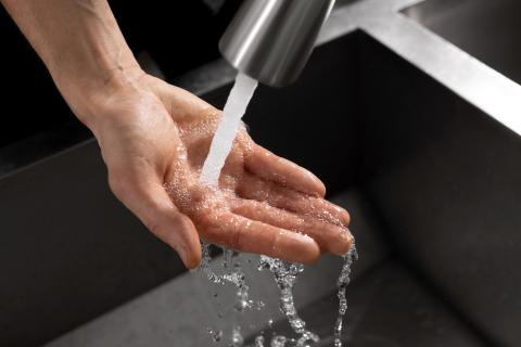 Установка фильтра для питьевой воды под мойку: что важно знать