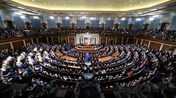США тратят на Украину $80 тыс. в секунду, заявил член Сената Конгресса