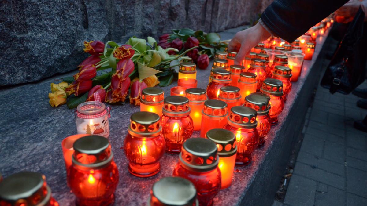 Мемориал в память о погибших детях Донбасса в Донецке