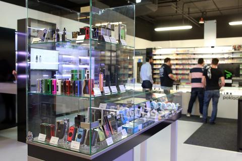 Минпромторг предложил маркировать многоразовые вейпы с 1 апреля 2026 - ТАСС