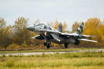 Армия РФ уничтожила МиГ-29 ВСУ на аэродроме базирования