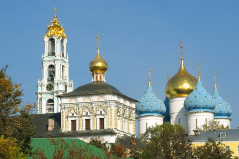 Российские монастыри сохраняют особенности архитектуры разных эпох — гиды