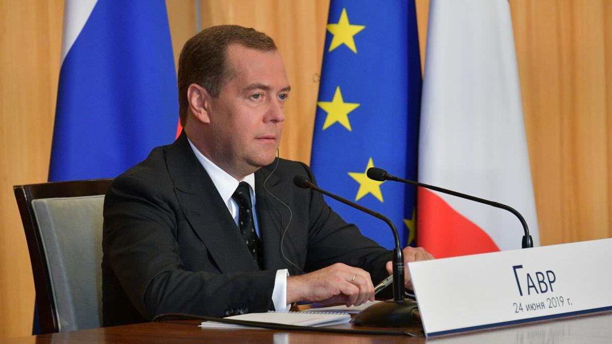Дмитрий Медведев Дмитрий Медведев