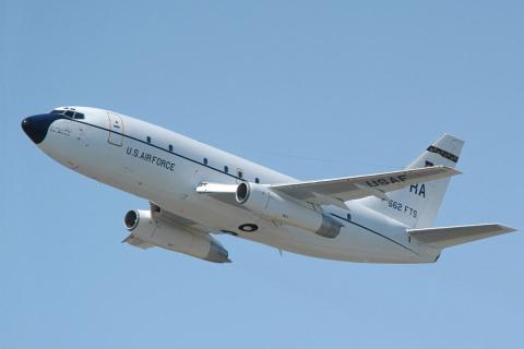 Фотограф заснял редкий самолёт ВВС США NT-43A RATT55 над базой Грум-Лейк в Неваде