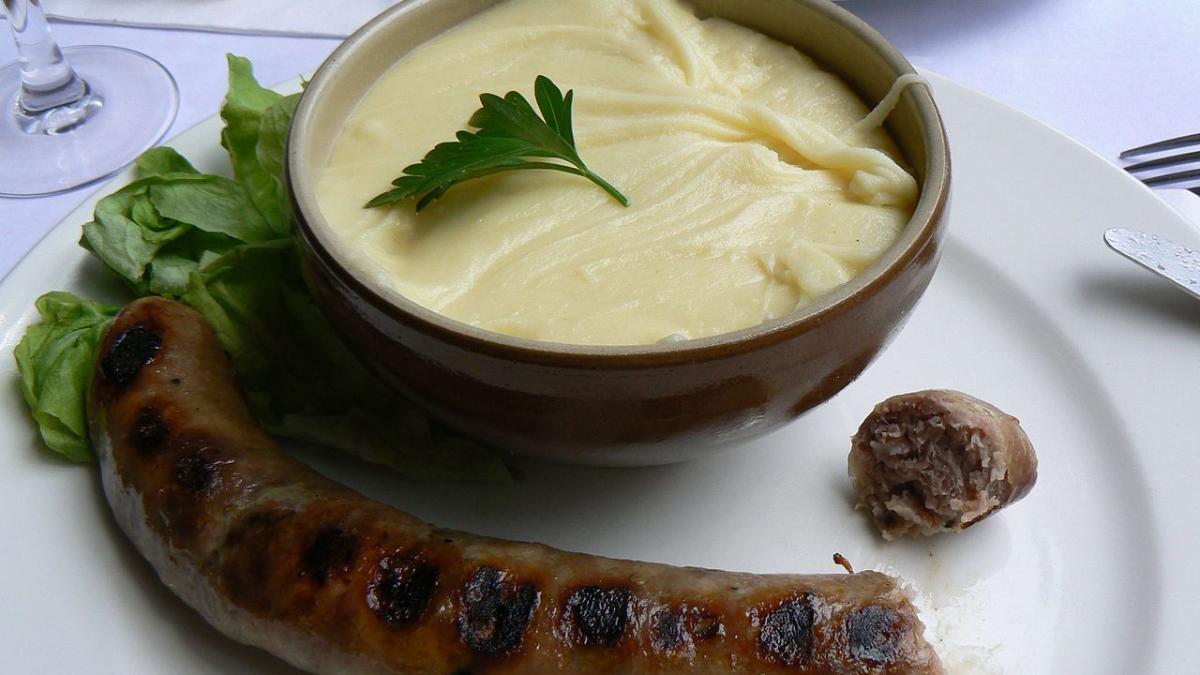 Пюре с колбаской Пюре с колбаской