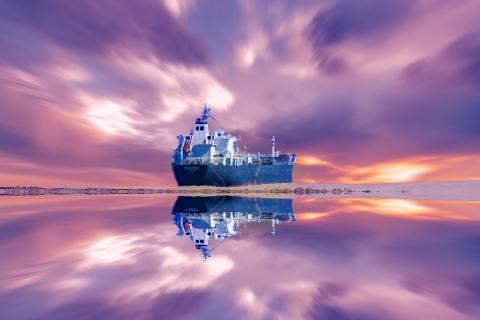 Технологии чистой энергии добрались до океанов: солнечные суда становятся реальностью — Бо Салет