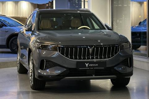 Гибриды штурмуют Россию: октябрьские продажи взлетели, будто бензин подорожал втрое