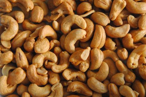 NutriRes: 30 граммов кешью в день уменьшили висцеральный жир у подростков за 12 недель NutriRes: 30 граммов кешью в день уменьшили висцеральный жир у подростков за 12 недель