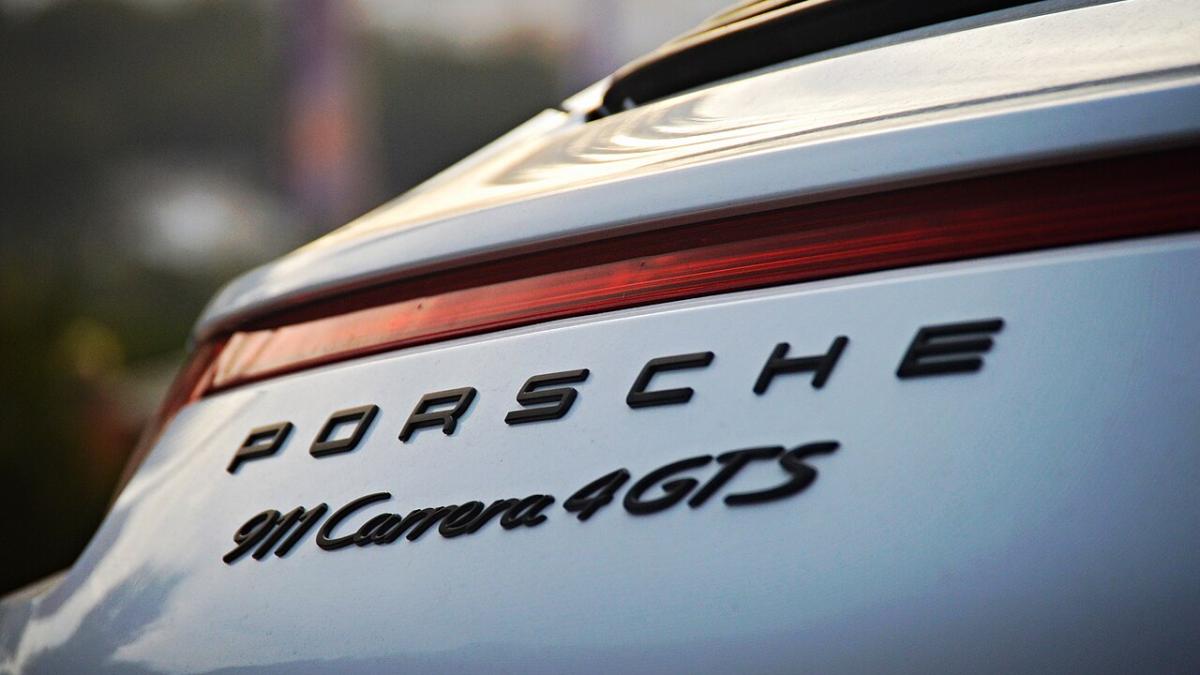 Porsche 911 Carrera