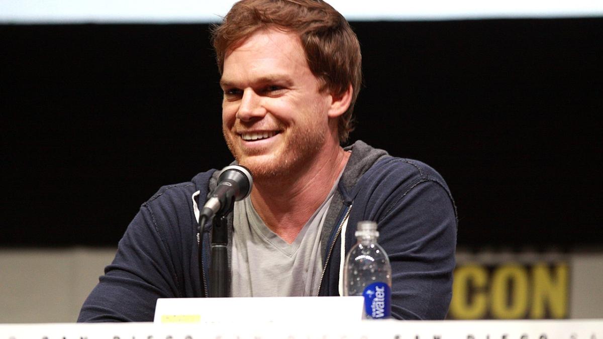 Майкл Си Холл