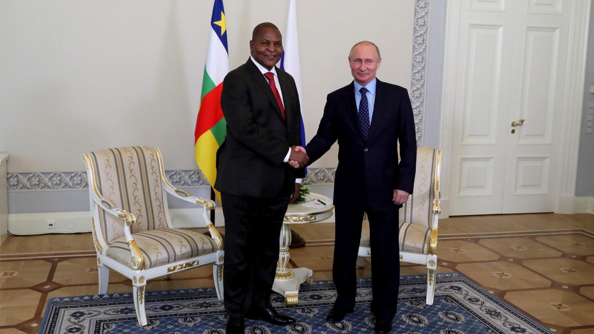 Vladimir Putin and Faustin Touadera, 23 may 2018 (1) Vladimir Putin and Faustin Touadera, 23 may 2018 (1)