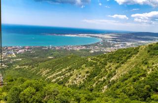 Горы спят, винодельни бодрствуют: неожиданный формат отпуска на Кубани зимой