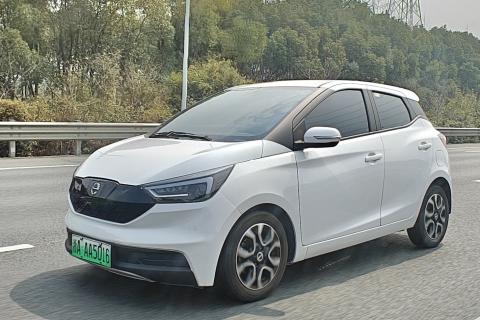 Кроссовер Амберавто A7 выведут на рынок в 2026 году — АВТОСТАТ