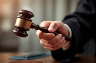 Испанскую монету 1609 года продали на аукционе за 3,5 млн долларов — Reuters