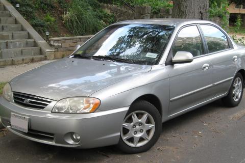 Ford Focus, Kia Spectra и Lada Priora вошли в топ надёжных машин до 300 тысяч рублей