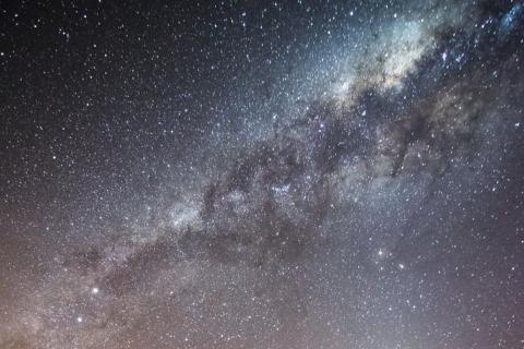 Высокоразвитые инопланетяне могут обитать на орбите черной дыры Стрелец A*