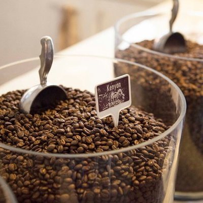 Kaffa Roastery представила новый кофейный купаж, созданный совместно с ИИ