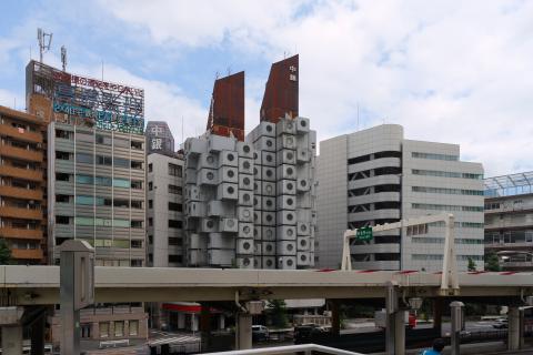 Как появились капсульные отели в Токио и Осаке — от башни Накагин до Capsule Inn Osaka