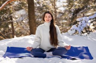 Японская поза сэйдза улучшает осанку и снимает нагрузку с поясницы — эксперты