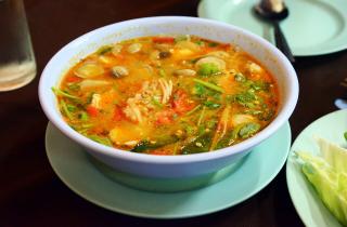 Предварительное томление капусты меняет вкус щей и снижает резкость бульона — кулинары