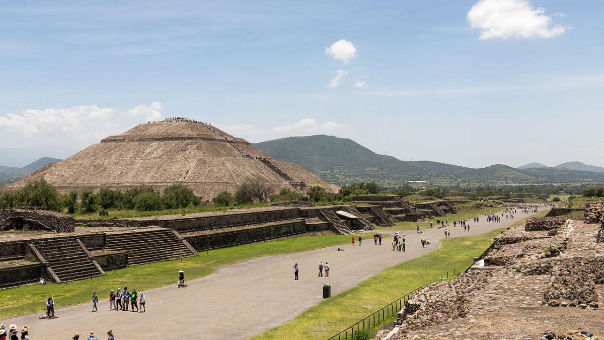 Пирамиды Теотиуакана в Мексике