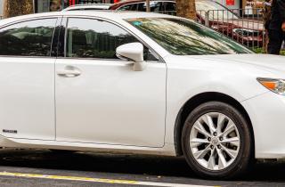 Секрет невидимых технологий: японские инженеры спрятали управление функциями в отделку салона