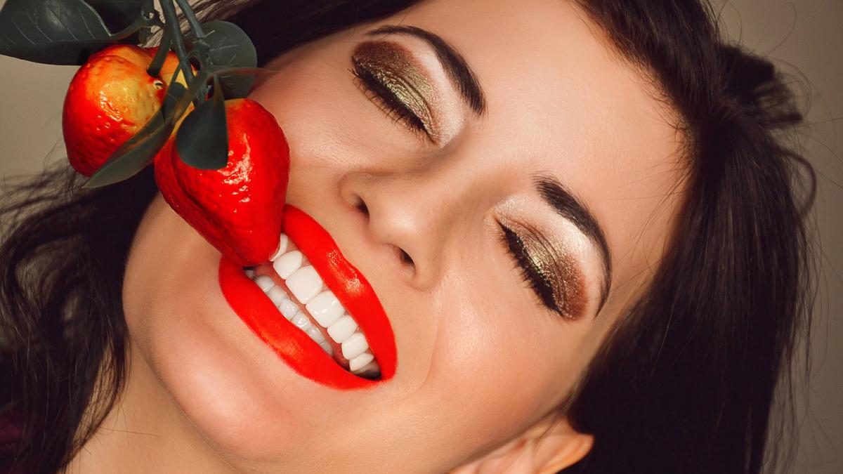 Красна помада