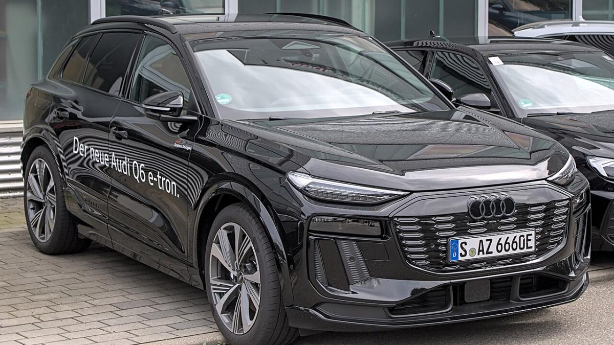 SQ6 Sportback e-tron SQ6 Sportback e-tron