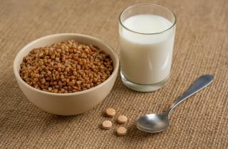 Кефир восстанавливает симбиотическую микрофлору и уменьшает риски метаболического синдрома — Михаил Гинзбург