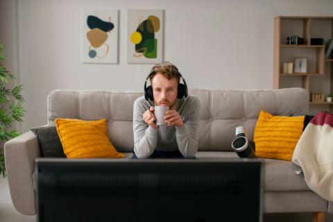 Учёные выяснили: просмотр сериалов улучшает психическое здоровье