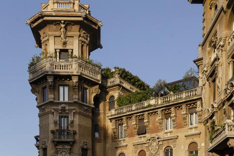 Район Коппеде в Риме создан Джино Коппеде как эксперимент, объединивший модерн, готику и барокко Район Коппеде в Риме создан Джино Коппеде как эксперимент, объединивший модерн, готику и барокко