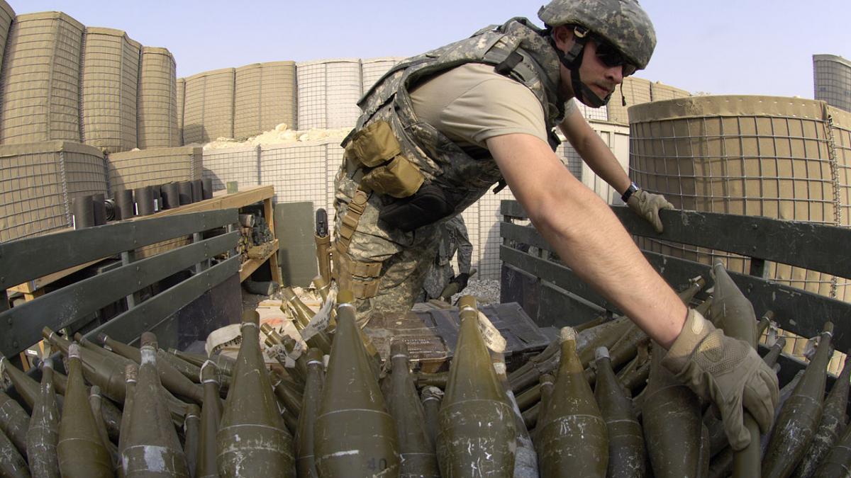 Поставка американский боеприпасов